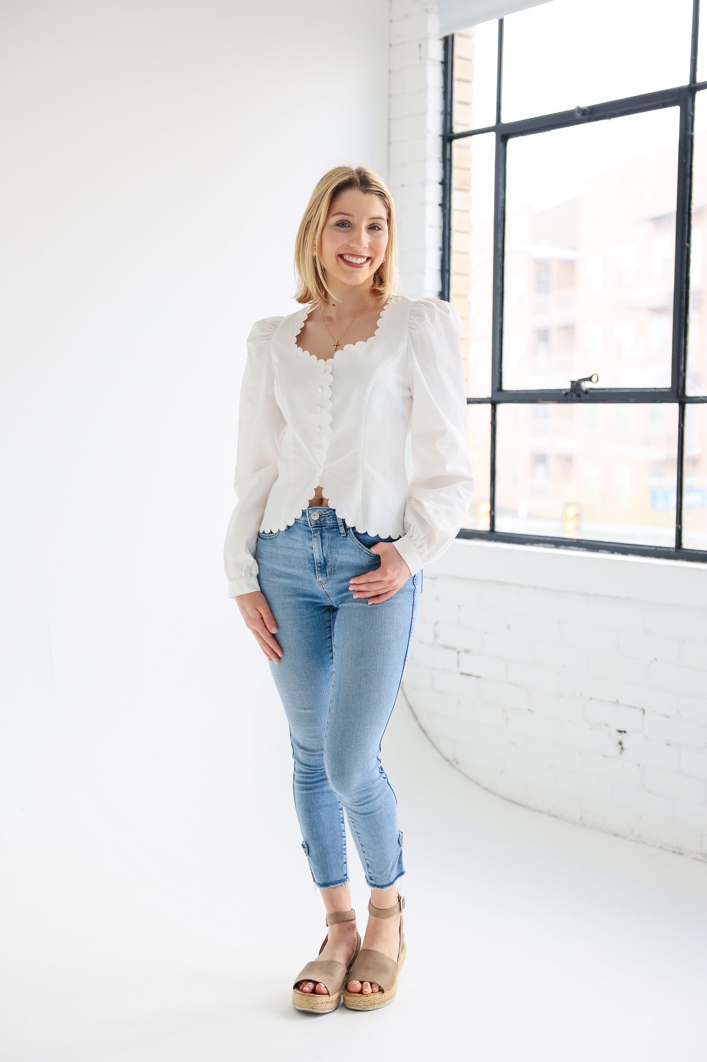 Lacey Puff sleeve top